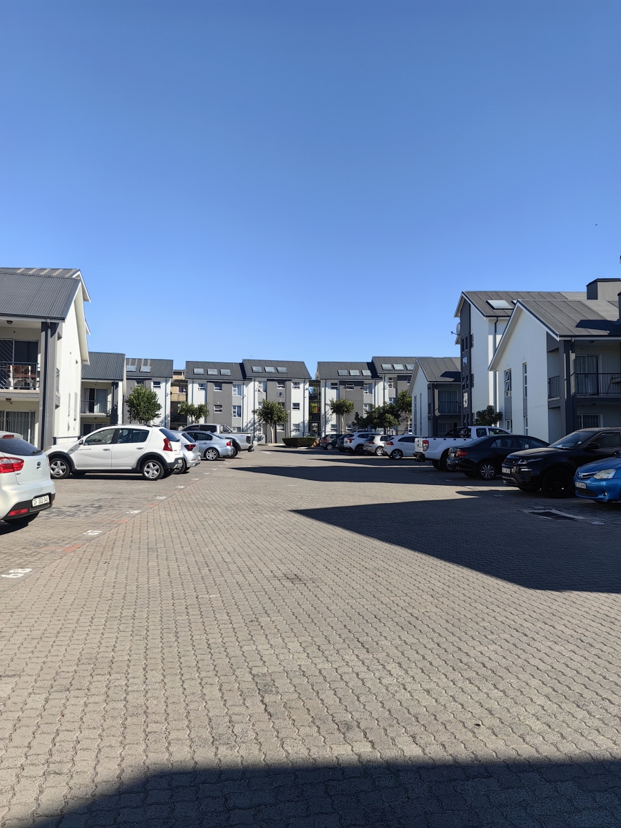 2 Bedroom Property for Sale in Buh Rein Estate Western Cape